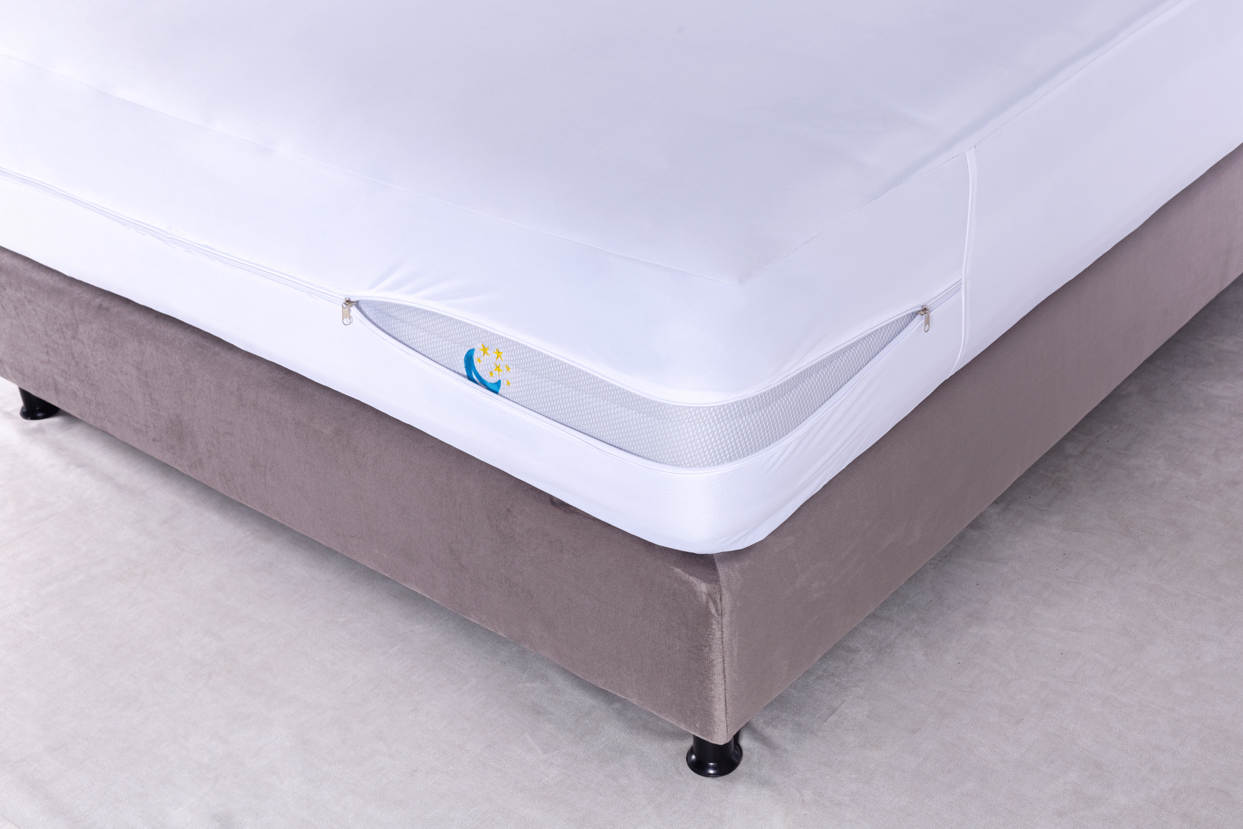 Protector antifluido